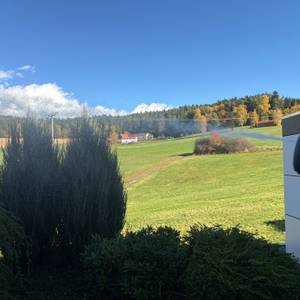 Ein dünner Wasserstrahl kommt aus der Kesser-Schlauchtrommel