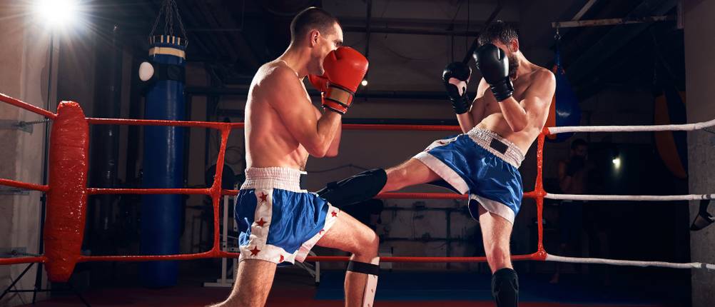 kickboxen-spannschutz-schienbeinschoner