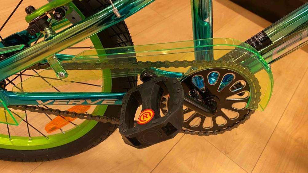 Transparenter Kettenschutz beim Verve-18-Zoll-Kinderfahrrad