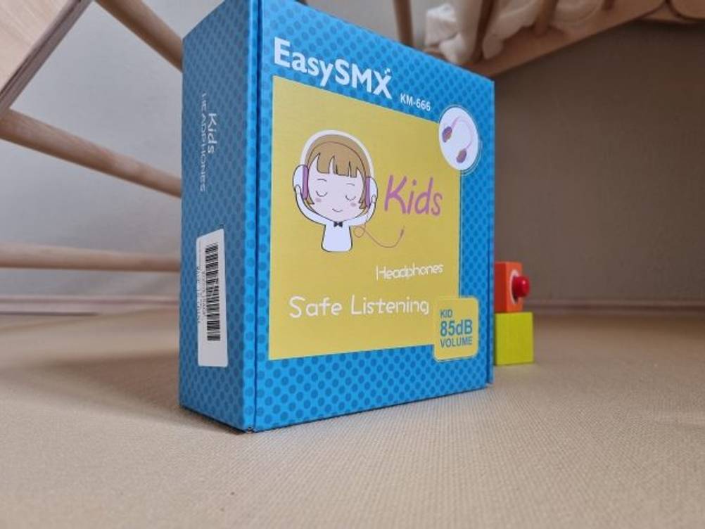 Kinderkopfhörer im Test: Hier sehen Sie die Verpackung des Kinderkopfhörers Easy SMX