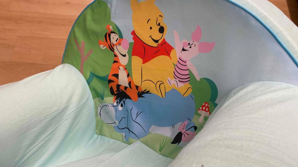 Kindersessel getestet: Nahaufnahme des Motivs an der Sessellehne.