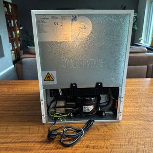 Die Rückseite des Klarstein Beersafe M.