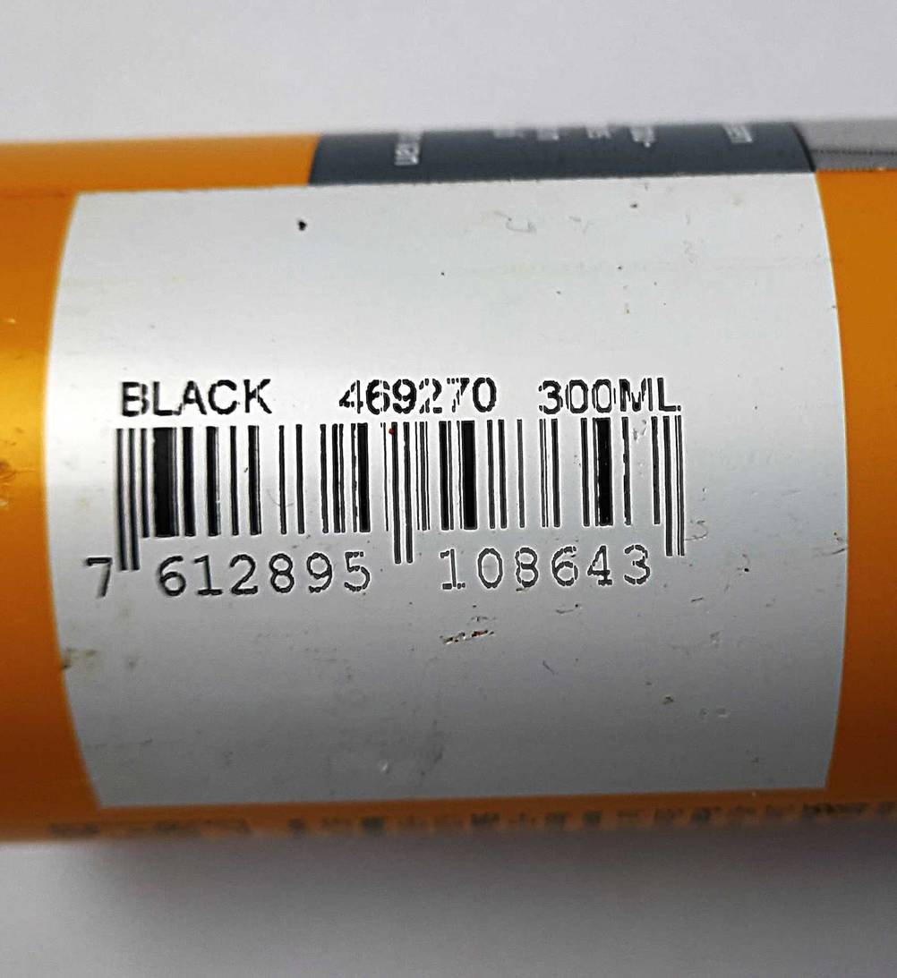 Klebstoff getestet: Nahaufnahme des Strichcodes auf der Verpackung.