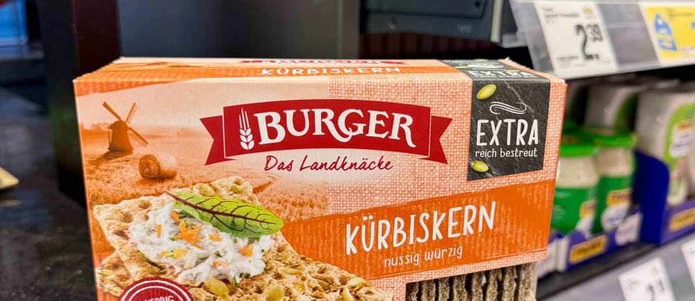 Knäckebrot getestet: Nahaufnahme der Verpackung mit Logo und Artikelbezeichnung.