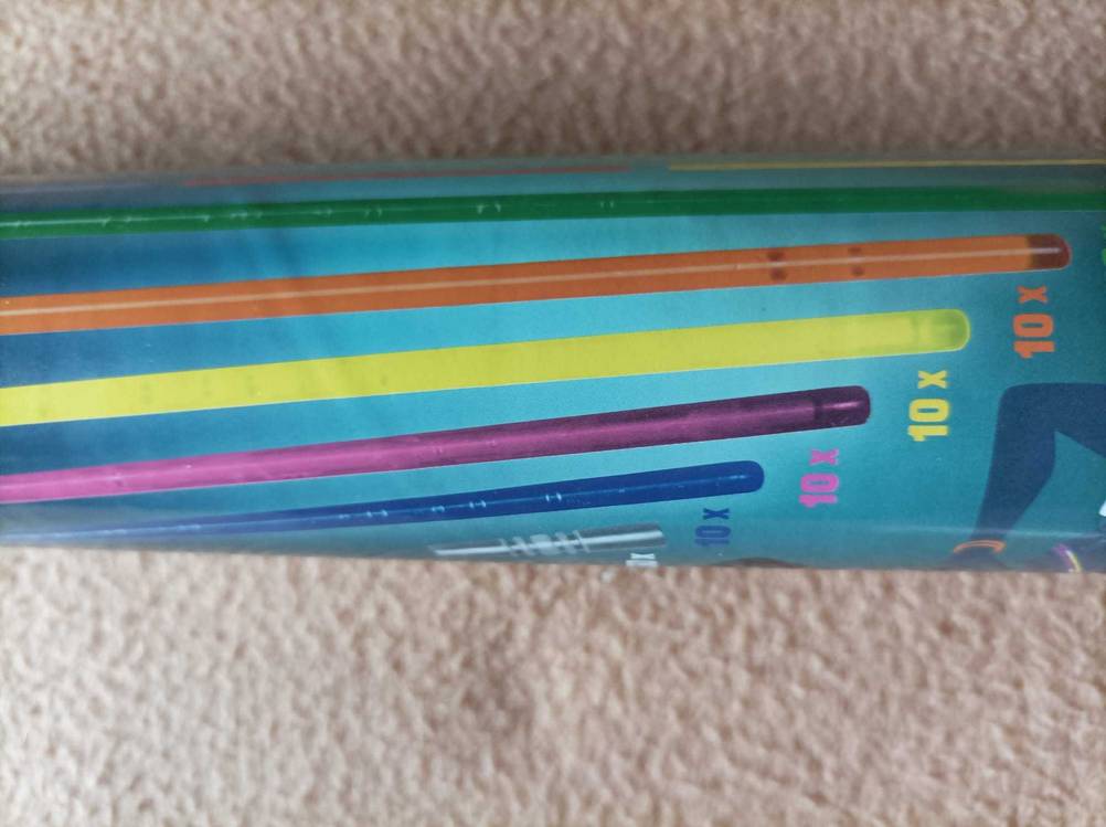 Knicklichter im Test: Nahaufnahme der Grafiken auf der Verpackung.
