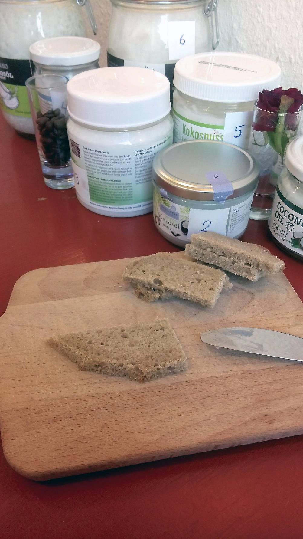 Kokosöl Streichbarkeit auf Brot