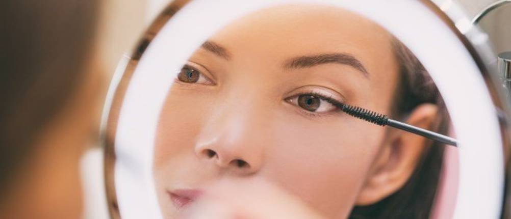 kosmetikspiegel-wandmontage-test