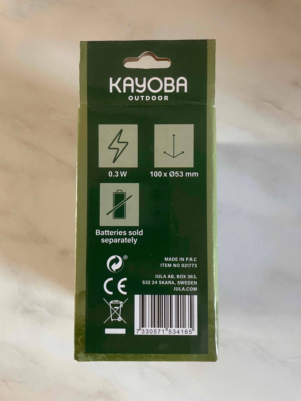 Im Test: Rückseite der Verpackung einer Campinglampe.