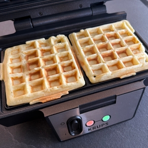 Fertige Waffeln im Krups FDK 251