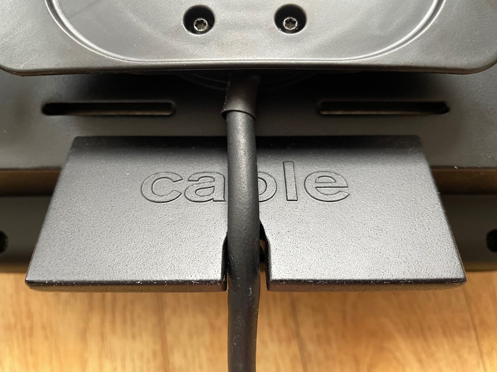 Kabel auf der Rückseite des getesteten Waffeleisens von Krupp.