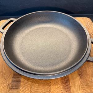 Der Deckel vom Krustenzauber-Gusseisen-Topf