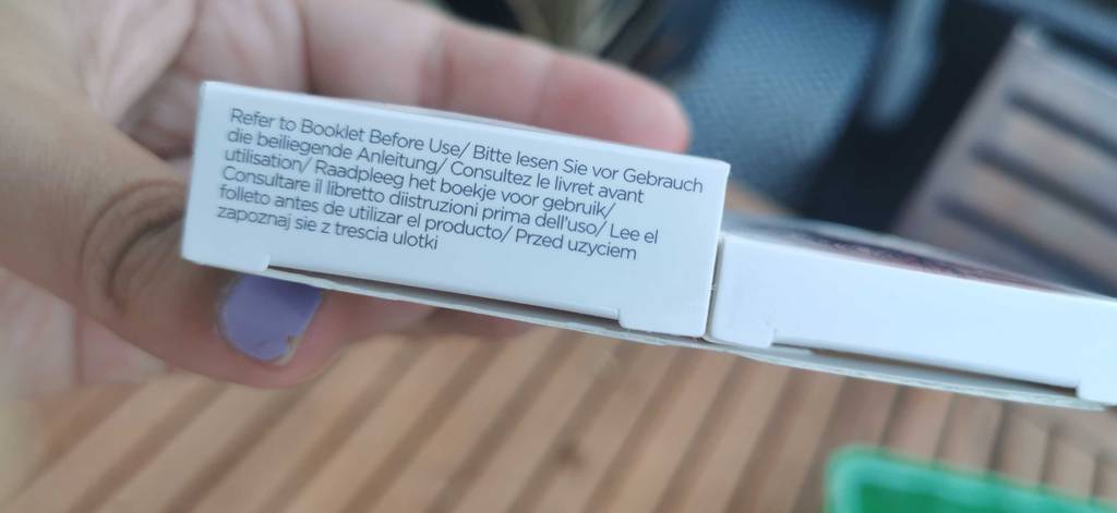 Hinweis auf Kiss-Künstliche-Wimpern vor Gebrauch die beiliegende Anleitung zu lesen.