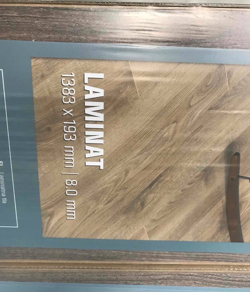 Laminat-Test: Verpackung von Laminat.