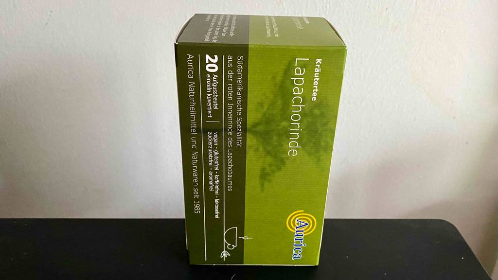 Getesteter Lapacho-Tee befindet sich in der Verpackung. 
