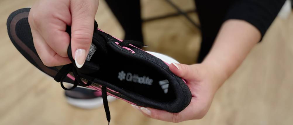 In der Innenseite des Adidas Laufschuhs sieht man den Aufdruck 