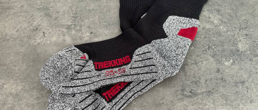 Laufsocken von Sockenkauf24 sind aus einem schnelltrocknenden und schweißabweisenden Mischgewebe gefertigt.