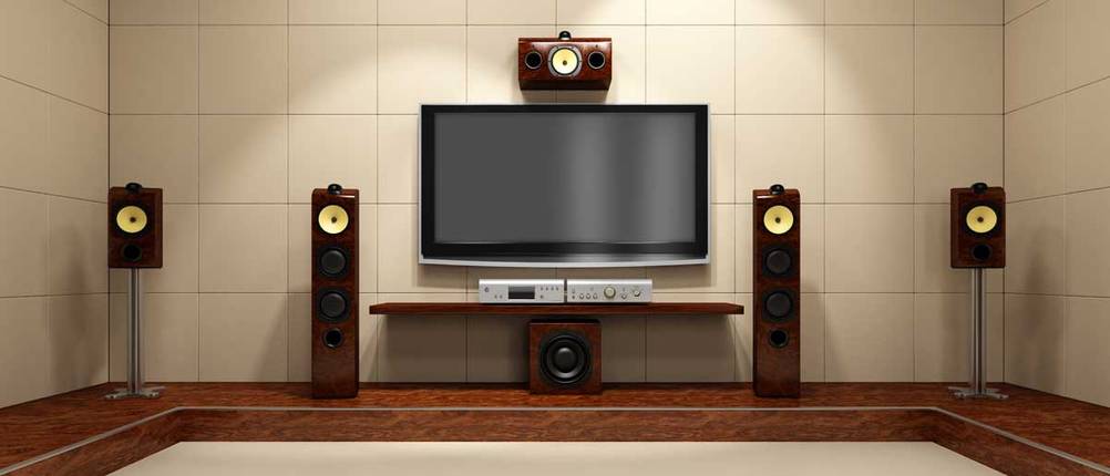 Heimkino-Anlage mit 5 Front-Speakern