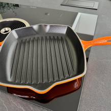 Le-Creuset-Grillpfanne Signature auf dem Herd