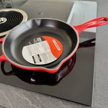 Le Creuset 20182200600422 auf dem Herd