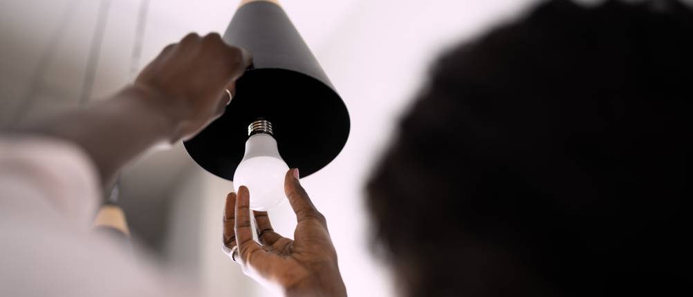LED-E27-Kaltweiß Test