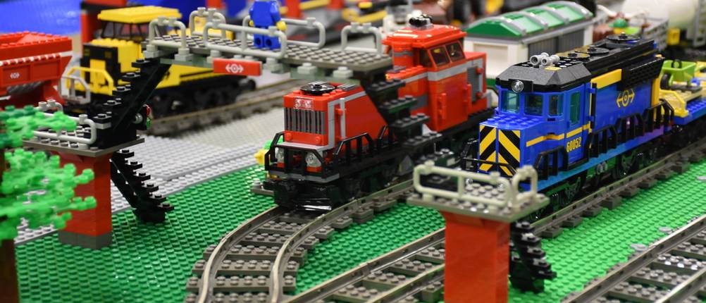 lego zug test