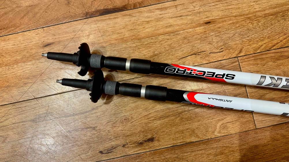 Leki-Wanderstöcke im Test: Nahaufnahme der Spitzen.