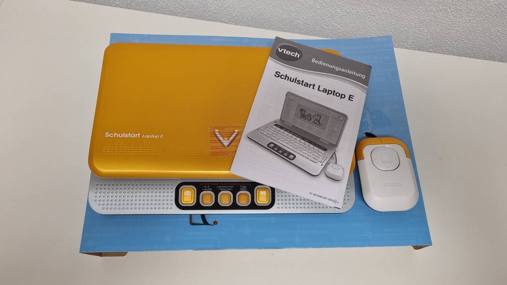 Auf dem Bild: das Lerncomputer-Set 80-109744 der Marke VTech.