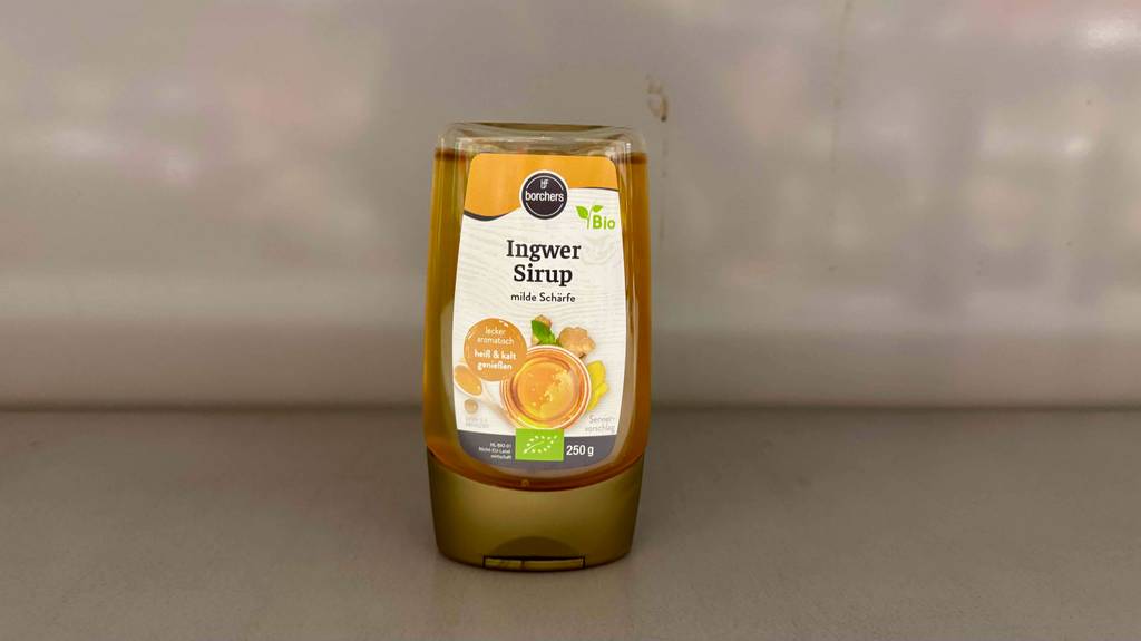 Getestet: Frontansicht einer Tube Ingwersirup.