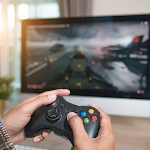 lg-fernseher-gaming-am-fernseher