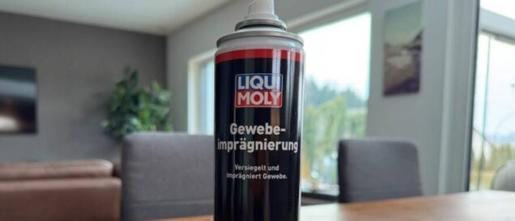 LIQUI MOLY 1594 auf dem Tisch mit Deckel daneben