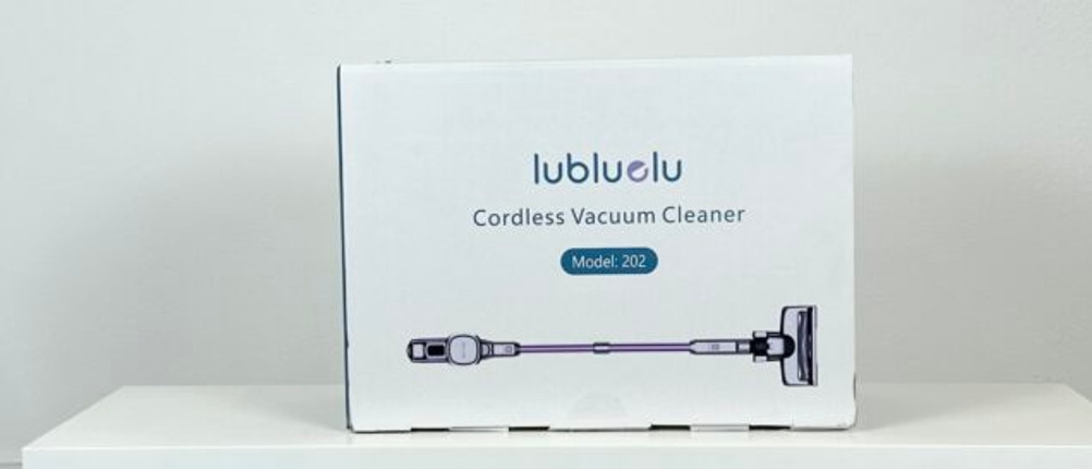 Die Verpackung des Lubluelu 25000Pa zeigt das Modell sowie grundlegende Produktinformationen.