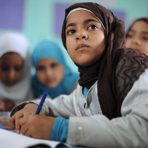 Eine Patenschaft ermöglicht Kindern in Entwicklungsländern oft auch den Schulbesuch.