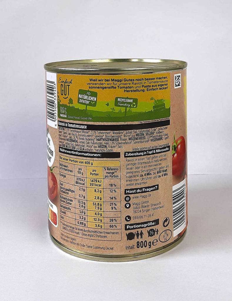 Dosenravioli testen: Detailansicht der Produktbeschreibung auf einer Dose Ravioli.