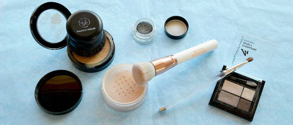 make-up-pinsel-reinigen-foundation