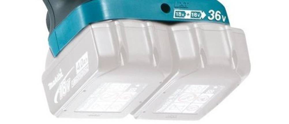 Makita Akku-Kettensäge 2x18V sind 36V.