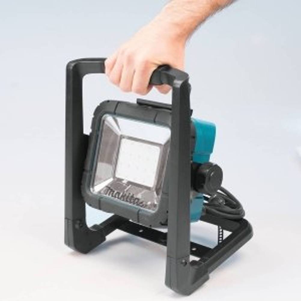Makita DML805