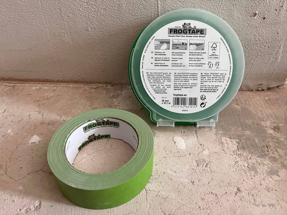 Ein getestetes Malerkrepp vor seiner Verpackung.