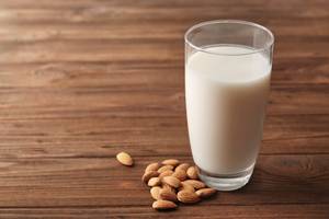 mandelmilch-aus-mandelmus