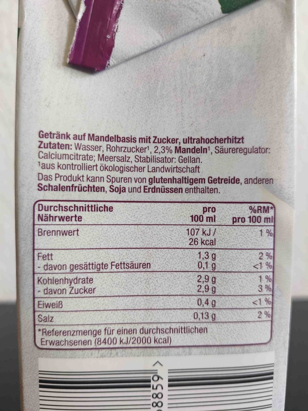 Nährwertangaben von einer getesteten Mandelmilch.
