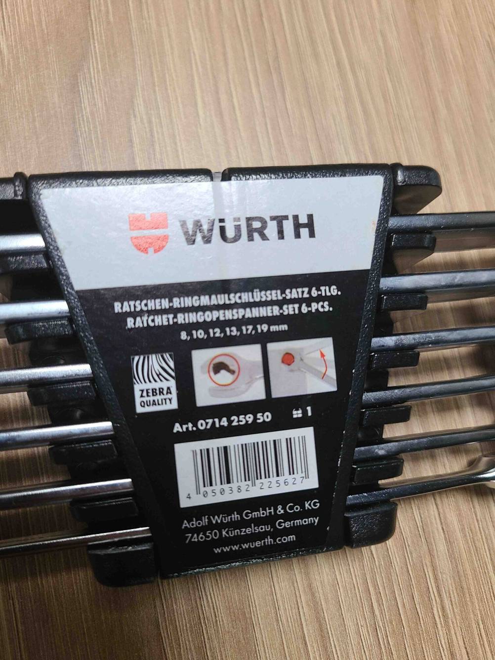Maulschlüssel mit Ratsche getestet: Nahaufnahme der Verpackung mit Logo und Artikelbezeichung.