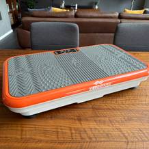 Die Mediashop Vibro Shaper ‎M12442 steht auf einem Tisch.