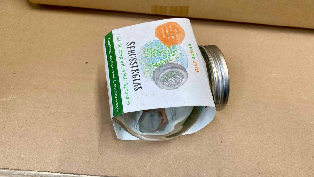 Sprossengläser getestet: Auf der Kartonverpackung stehen nähere Angaben zu dem Inhalt.