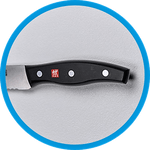 Brotmesser im Test: Messergriff mit Nieten.