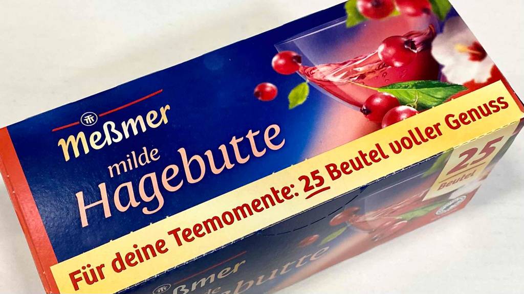 Getestet: Eine Packung Meßmer Hagebuttentee it 25 Beuteln steht quer.