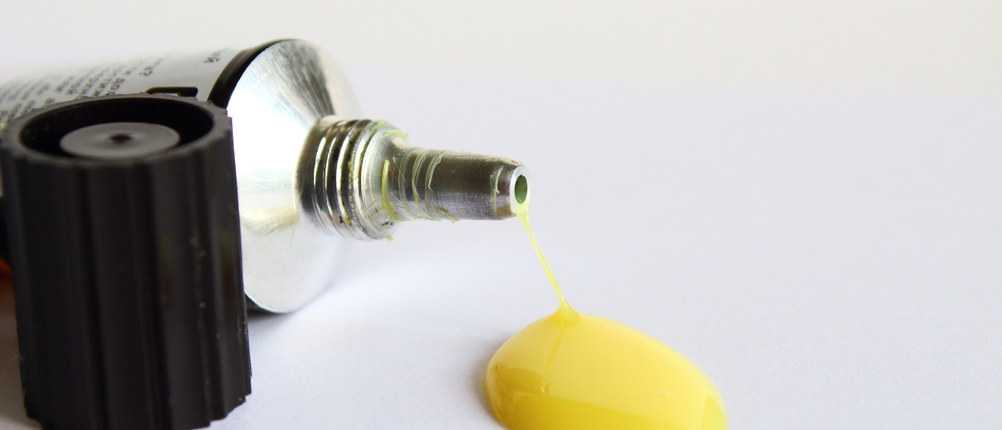 Metal adhesive teaser