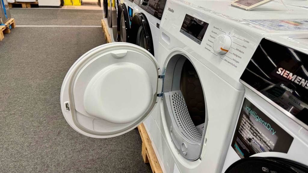 Wärmepumpentrockner 7 kg-Test: Ansicht der Innenseite der Trommeltür.