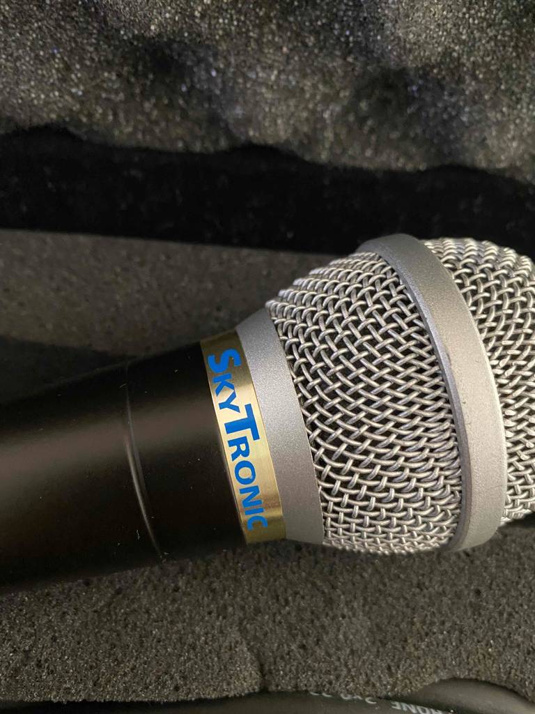 Dynamisches Mikrofon Skytronic.
