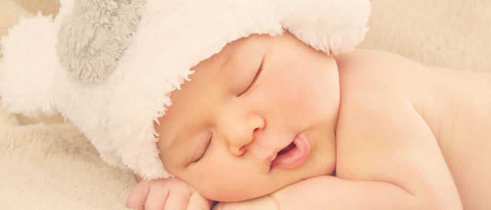 Milchpumpe Test: schlafendes Baby