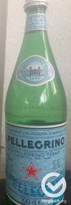 mineralwasserflasche gruen