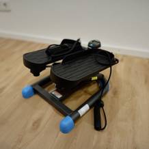 Der Mini-Stepper von Merach in der Detailansicht.